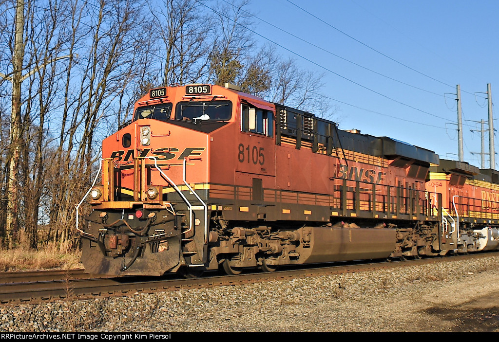 BNSF 8105